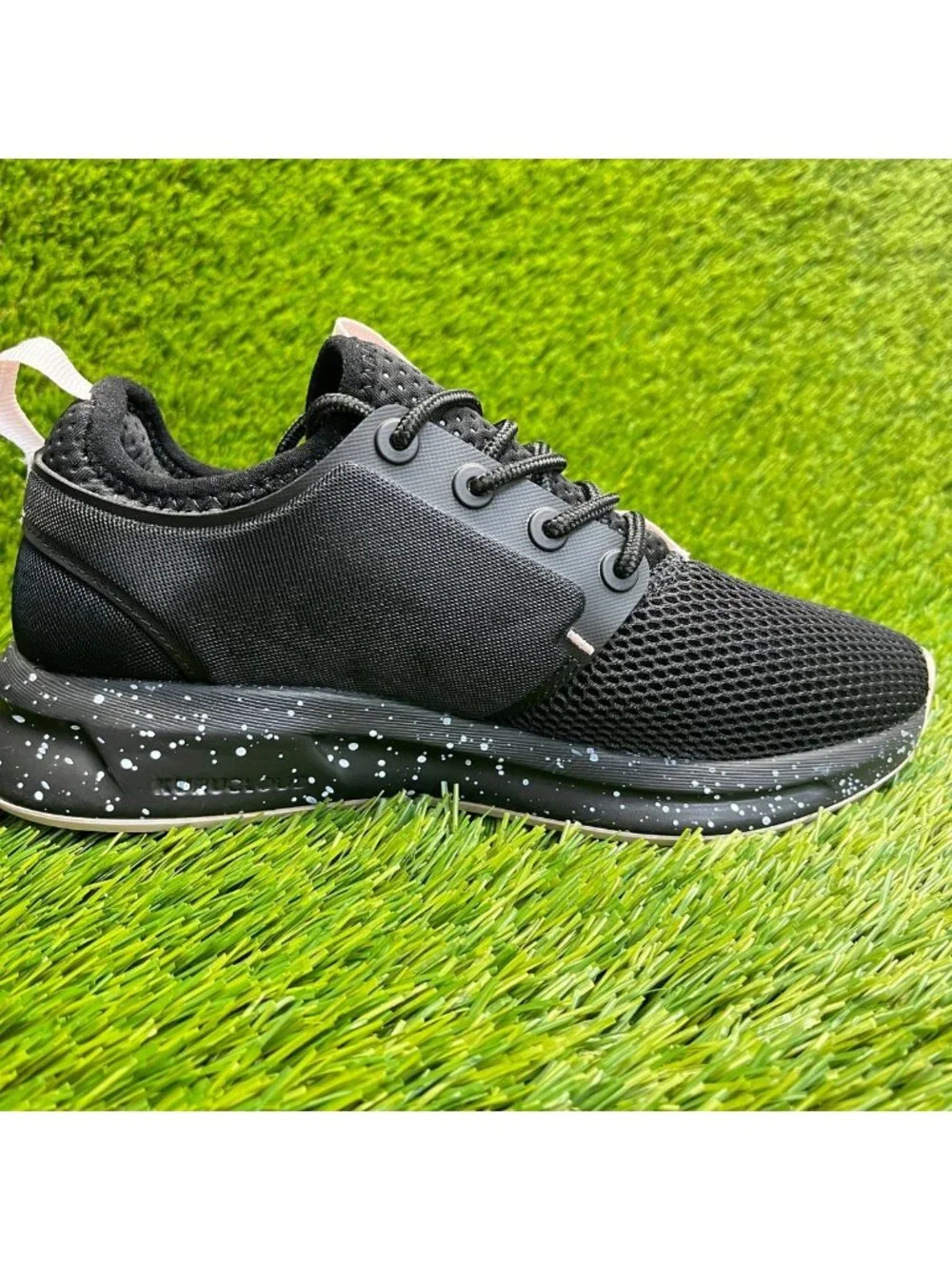 Kuru Atom Womens Size 5D Jet Black Pink Athletic Running Walking Shoes Sneakers